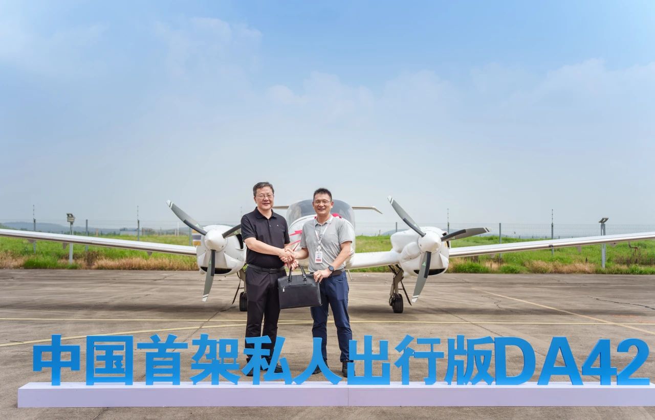 175489365085479419AG.jpg 841eca0ce27c465143ee22730b4c773d.jpg